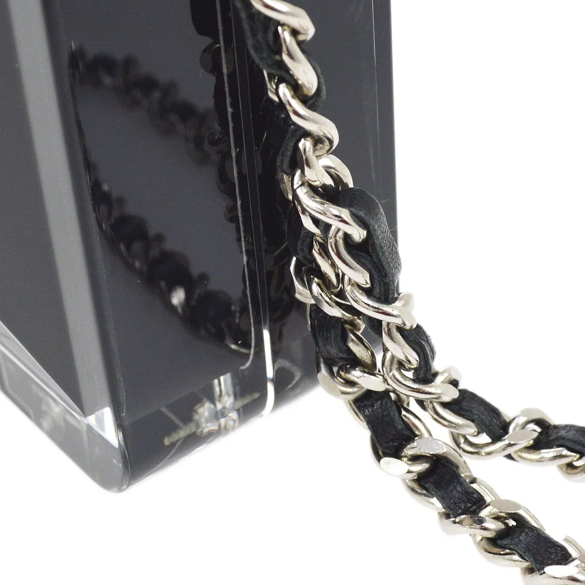 CHANEL 2004-2005 Black acrylic Evening Bag ao24589