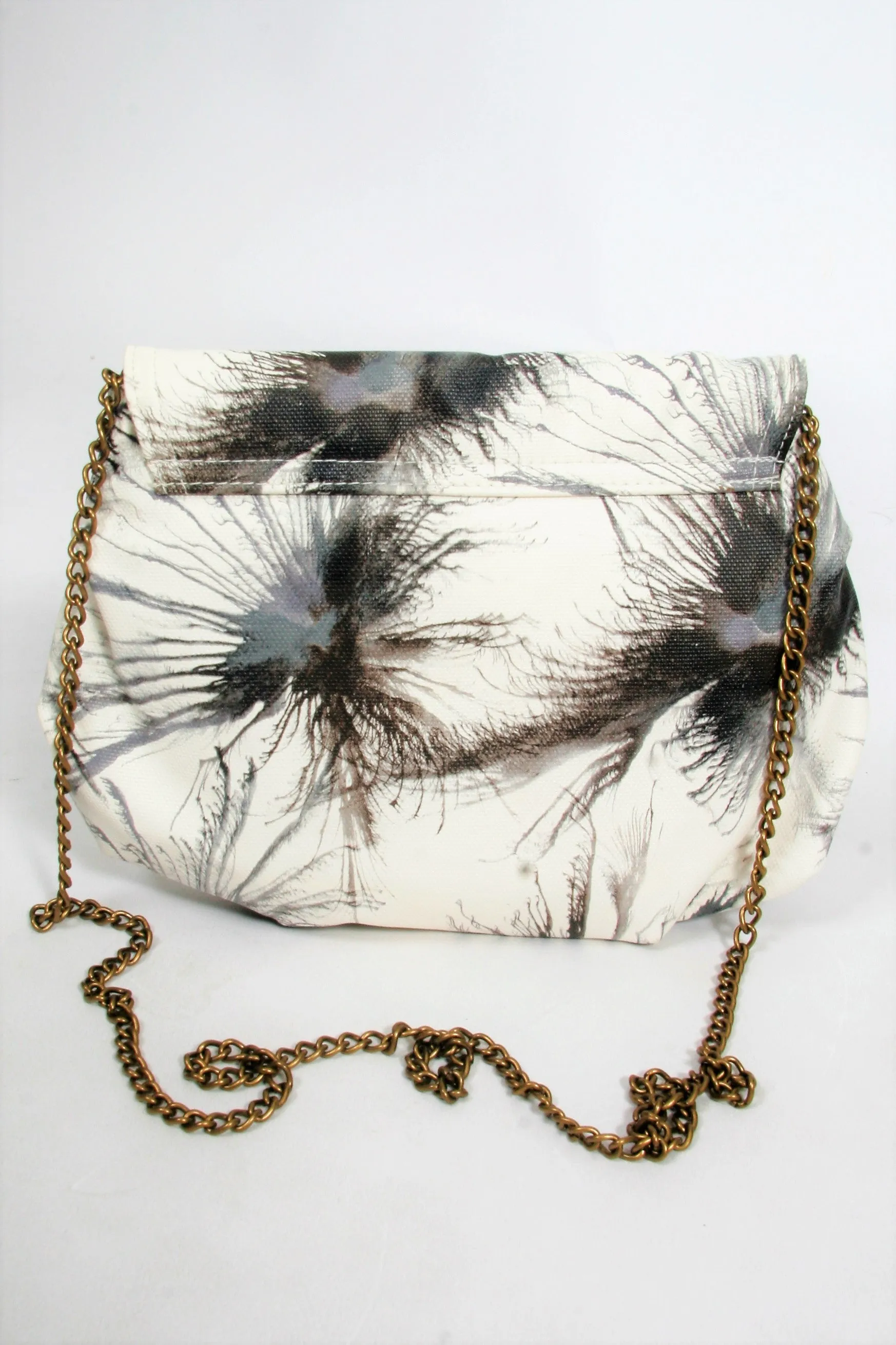 NWOT Lulu Crossbody Handbag
